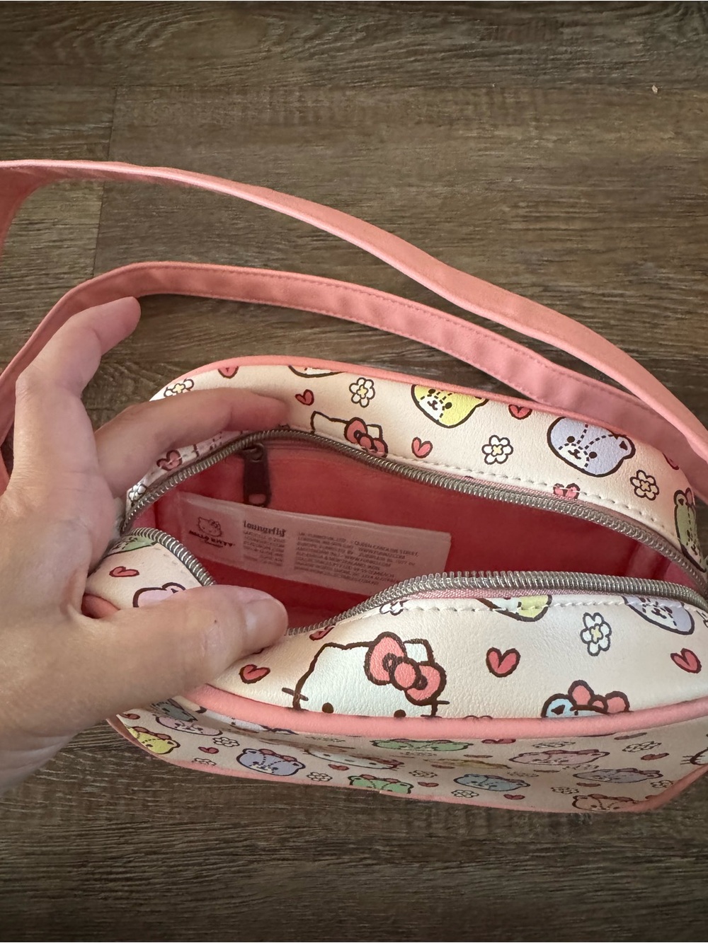 Sanrio Hello Kitty Multicolor Character Crossbody Bag in Pink - Picture 4 of 4